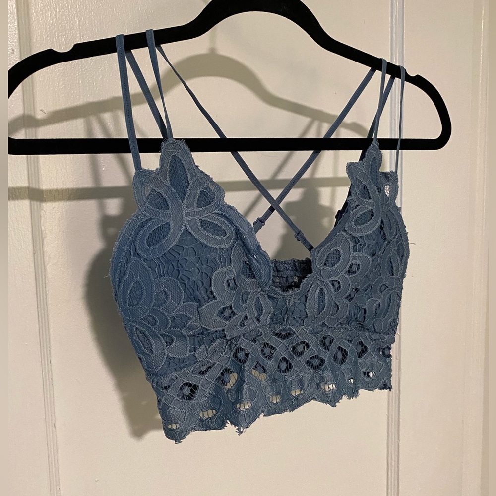 Blue, lace crop top